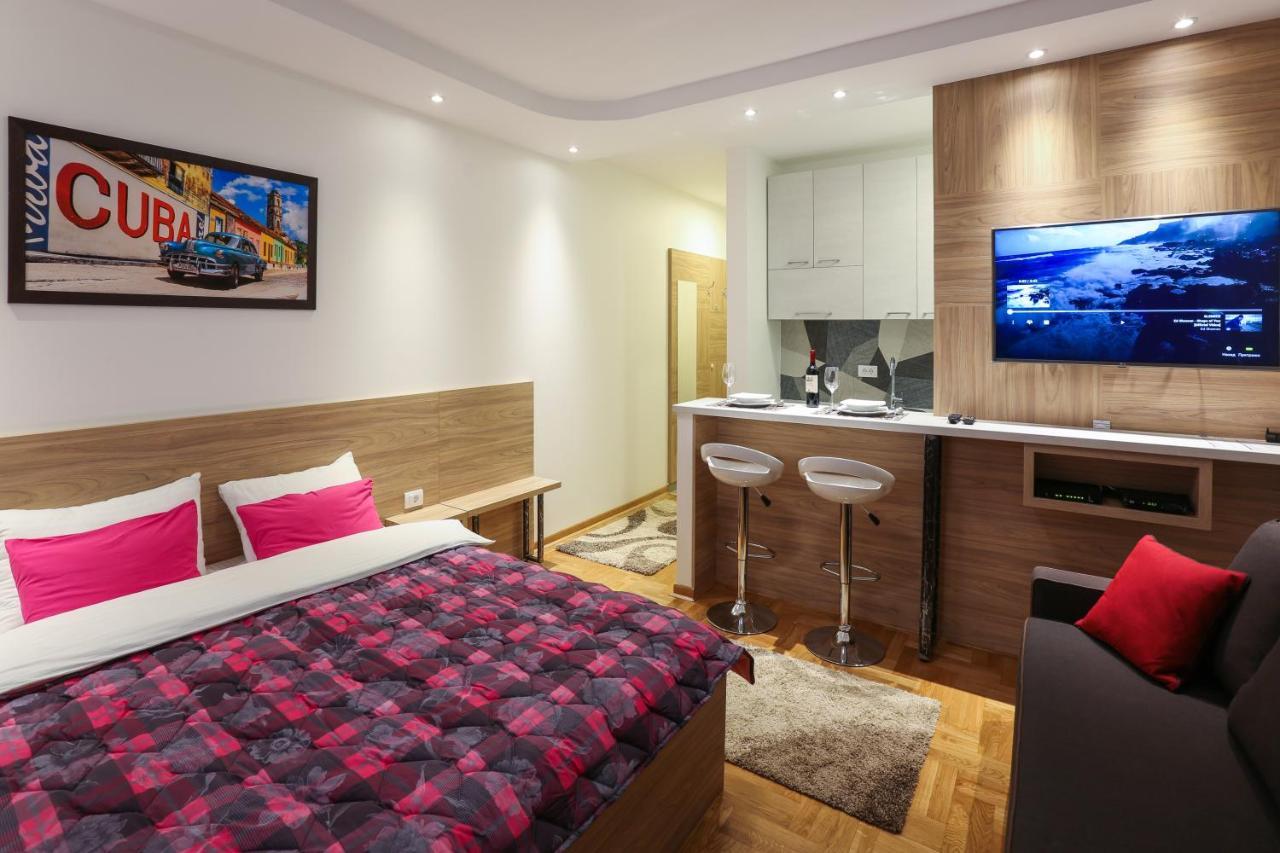 Apartment Promenada 30 Новий Сад Екстер'єр фото