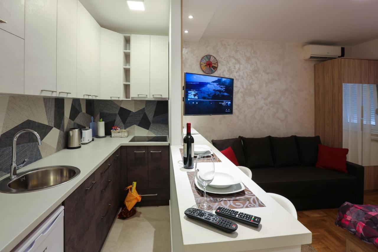 Apartment Promenada 30 Новий Сад Екстер'єр фото